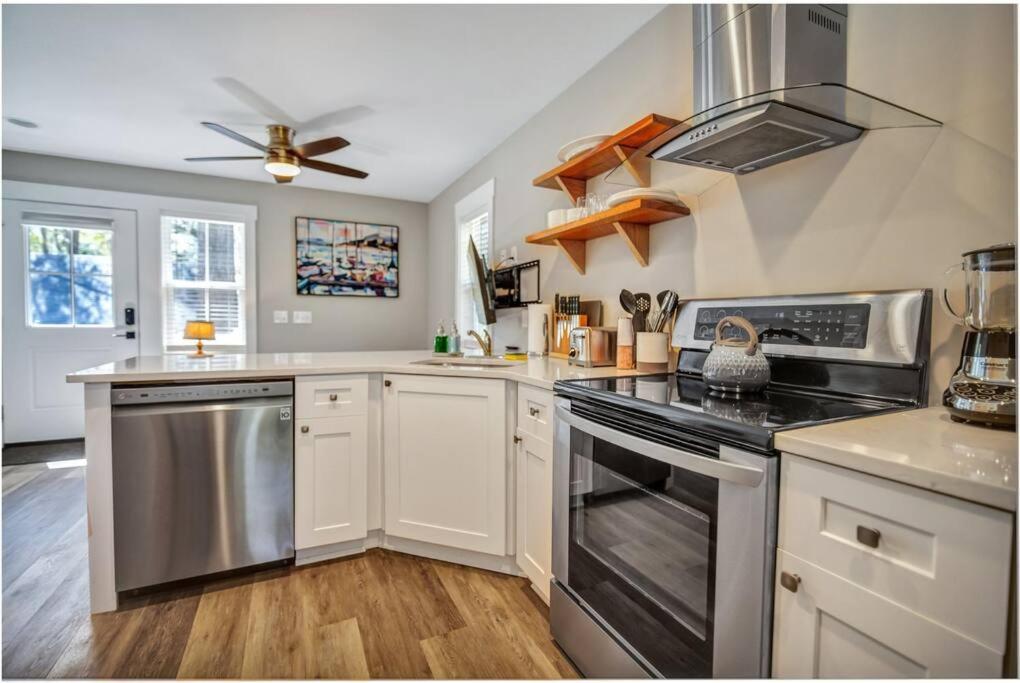 The Bluffton Village Home - 5 Bedroom In Old Town W Carriage Home Exterior photo