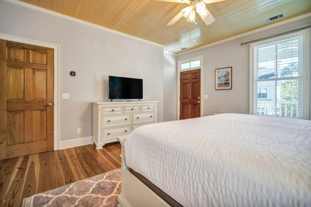 The Bluffton Village Home - 5 Bedroom In Old Town W Carriage Home Exterior photo